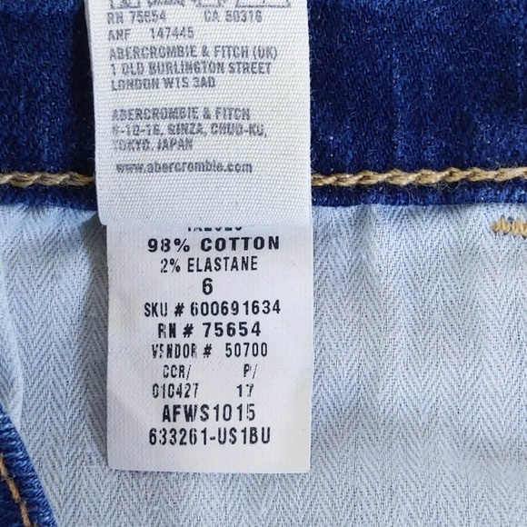 Abercrombie & Fitch Dark Wash Raw Hem Jean Shorts - Picture 11 of 11